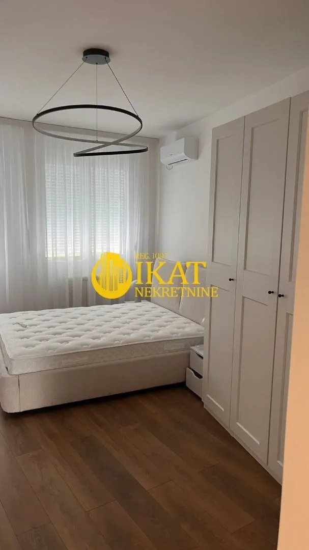 Izdavanje, jednosoban stan, 59m², Stari Grad, Beograd