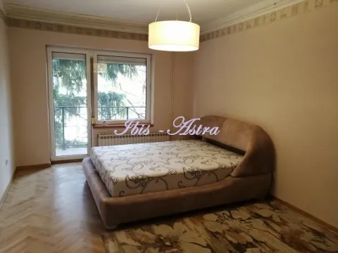 Izdavanje, četvorosoban stan, 154m², Savski Venac, Beograd - image 11