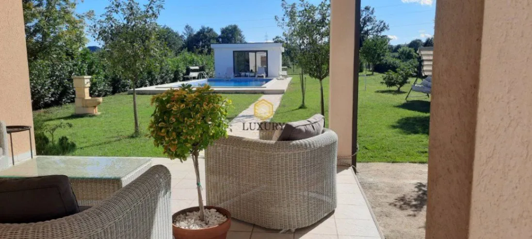 Rent, house, 140m², Donji Martinići, Danilovgrad