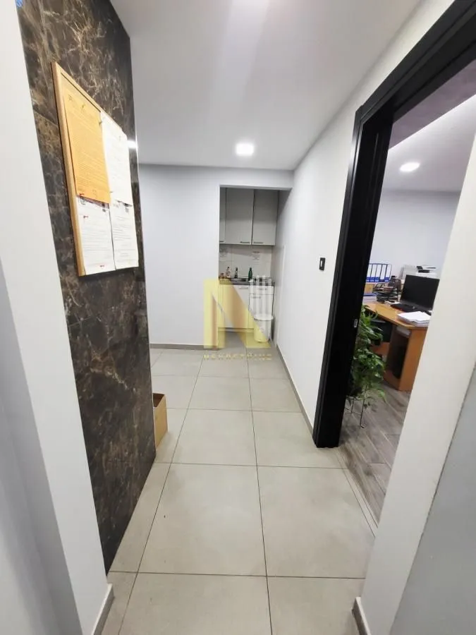 Sale, office space, 207m², Sajmište, Novi Sad