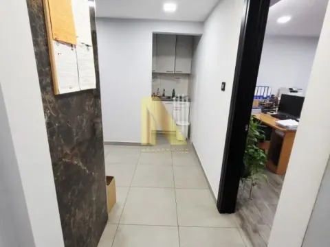 Sale, office space, 207m², Sajmište, Novi Sad - image 15