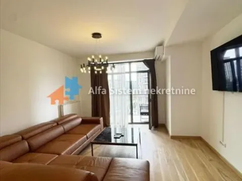 Izdavanje, trosoban stan, 81m², Savski Venac, Beograd - image 2