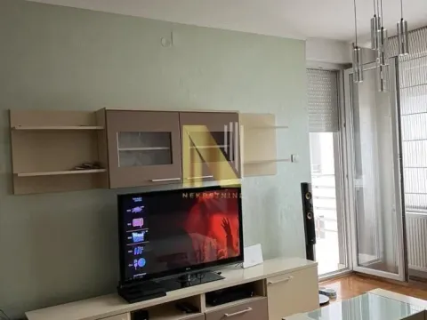 Izdavanje, jednosoban stan, 50m², Grbavica, Novi Sad Sve Podlokacije - image 2