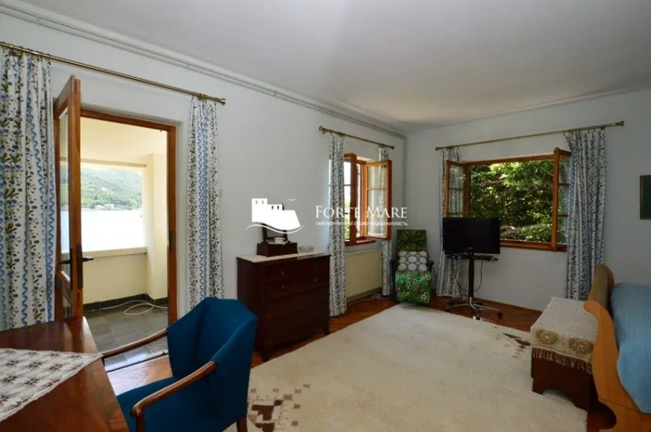 Prodaja, kuća, 160m², Kamenari, Herceg Novi