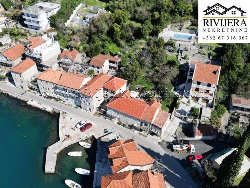 Prodaja, kuća, 245m², Lepetani, Tivat