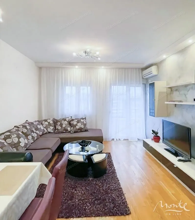 Prodaja, jednosoban stan, 51m², City Kvart, Podgorica