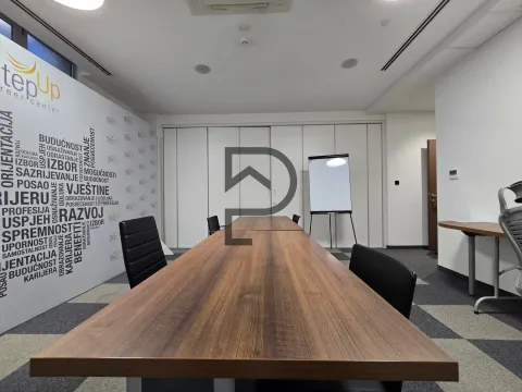 Prodaja, poslovni prostor, 376m², Dalmatinska ulica, Podgorica - image 6