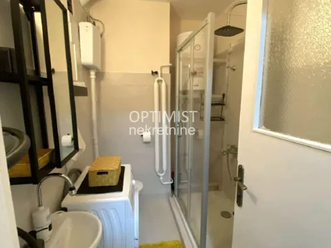 Rent, two bedroom apartment, 53m², Južni Bulevar, Vračar Sve Podlokacije - image 10