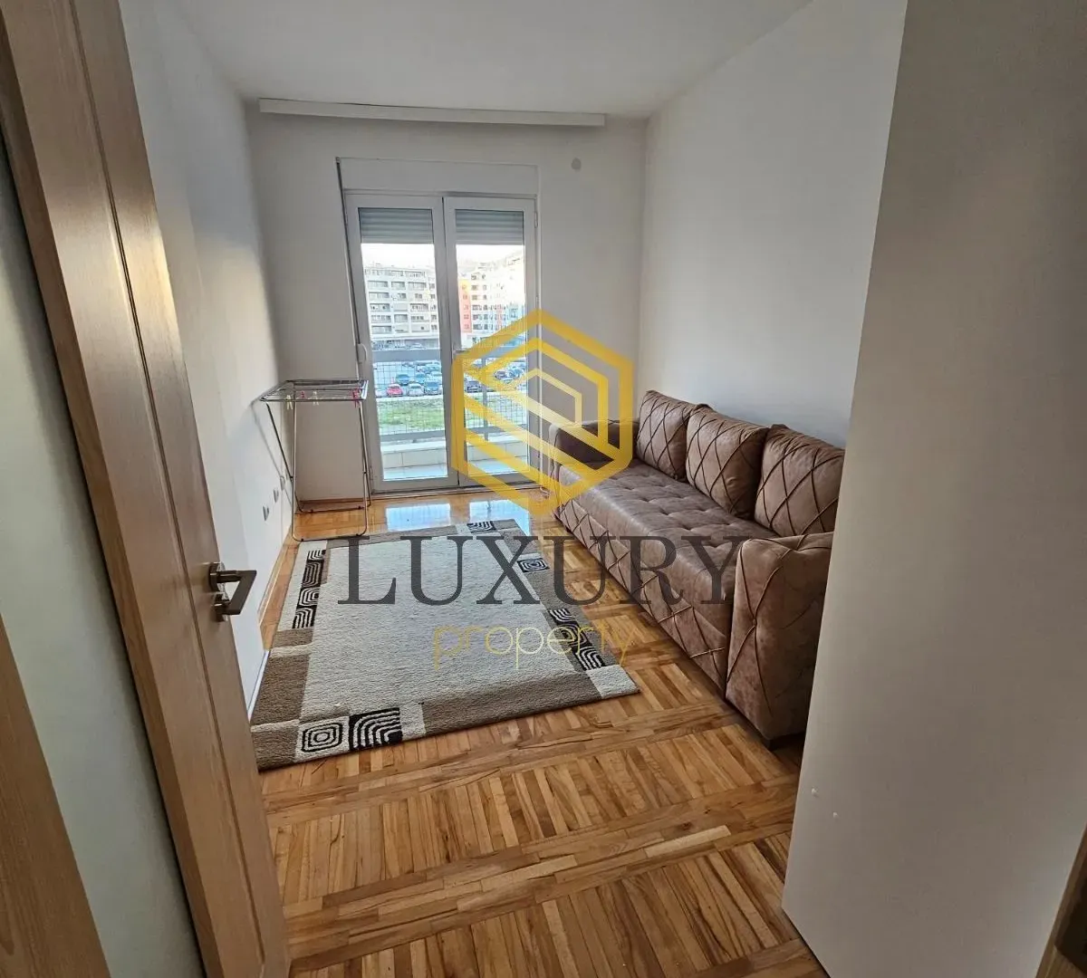 Rent, two bedroom apartment, 65m², Stari Aerodrom, Podgorica