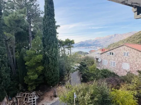 Prodaja, jednosoban stan, 42m2, Sveti Stefan, Budva