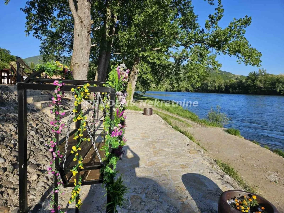 Prodaja, dvosoban stan, 64m², Gornja Trešnjica, Ljubovija