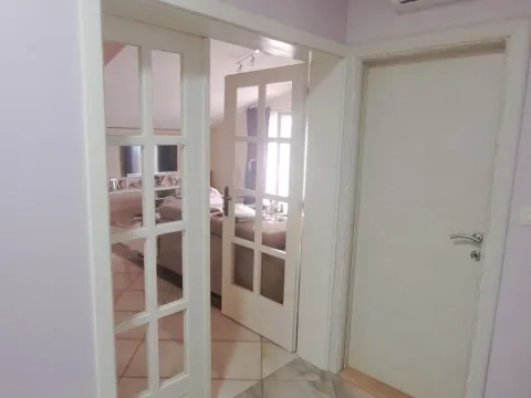 Izdavanje, trosoban stan, 106m², Tivat, Crna Gora - image 10