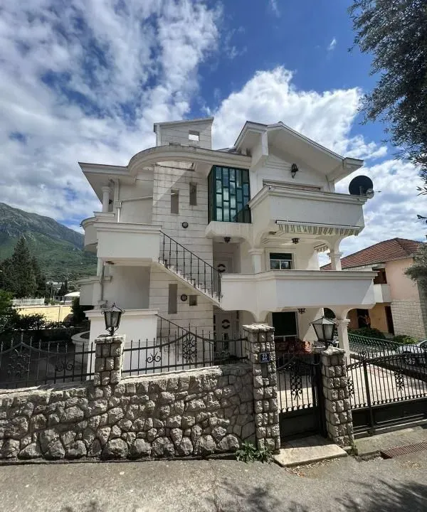 Rent, two bedroom apartment, 65m², Bar, Crna Gora