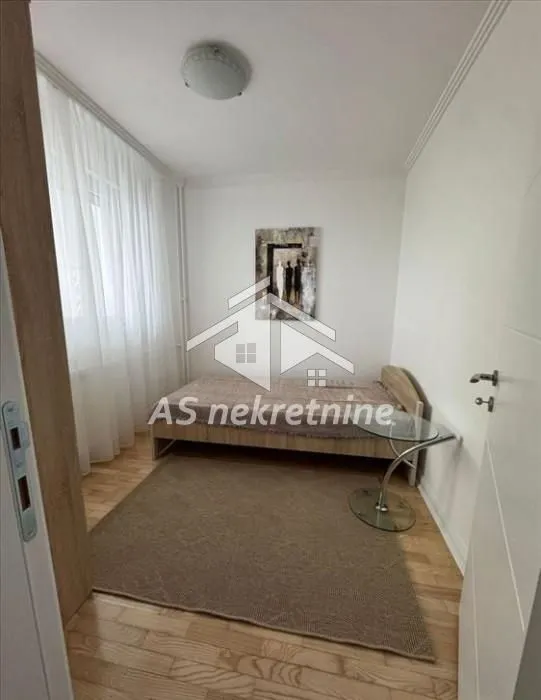 Rent, three bedroom apartment, 120m², Savski Venac, Beograd
