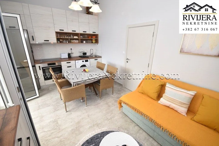 Prodaja, jednosoban stan, 54m², Centar, Herceg Novi