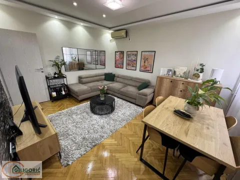 Prodaja, dvosoban stan, 53m², Uciteljsko Naselje, Zvezdara Sve Podlokacije - image 1