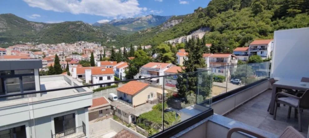 Rent, one bedroom apartment, 55m², Budva, Crna Gora