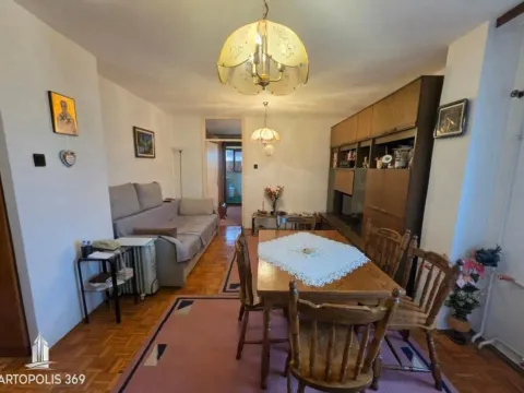 Prodaja, trosoban stan, 75m², Novi Beograd Blok 72, Novi Beograd Sve Podlokacije - image 3