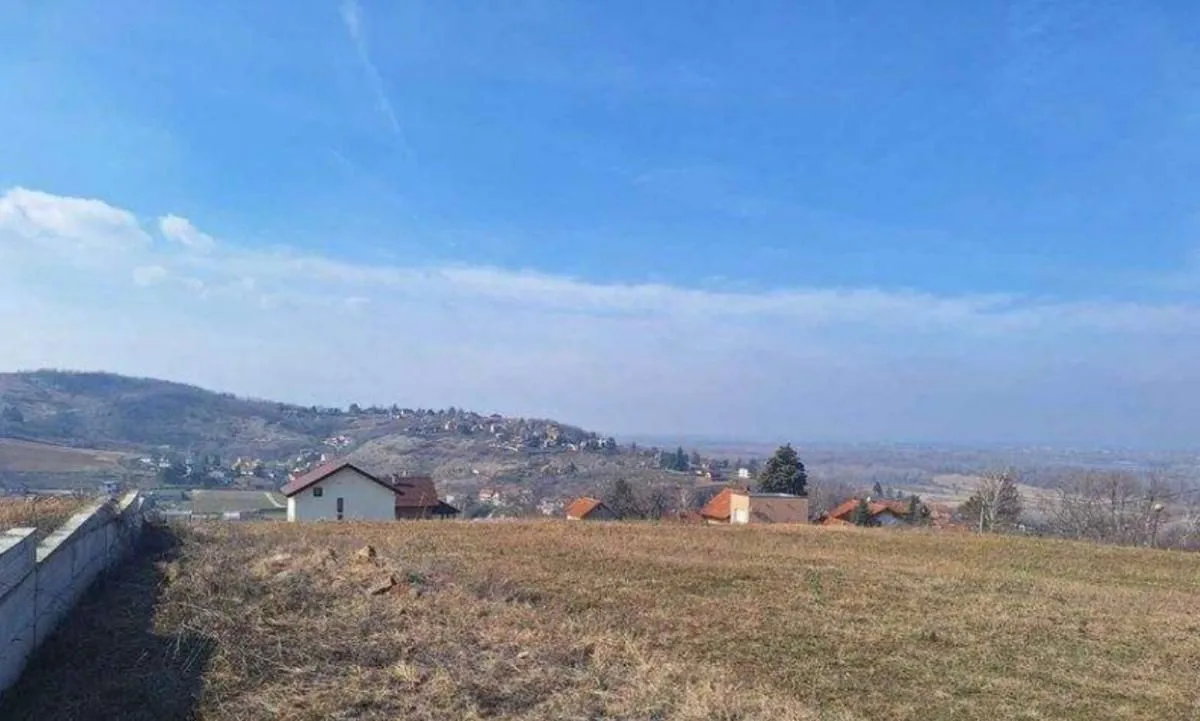 Prodaja, plac, 1100m², Beočin, Srbija