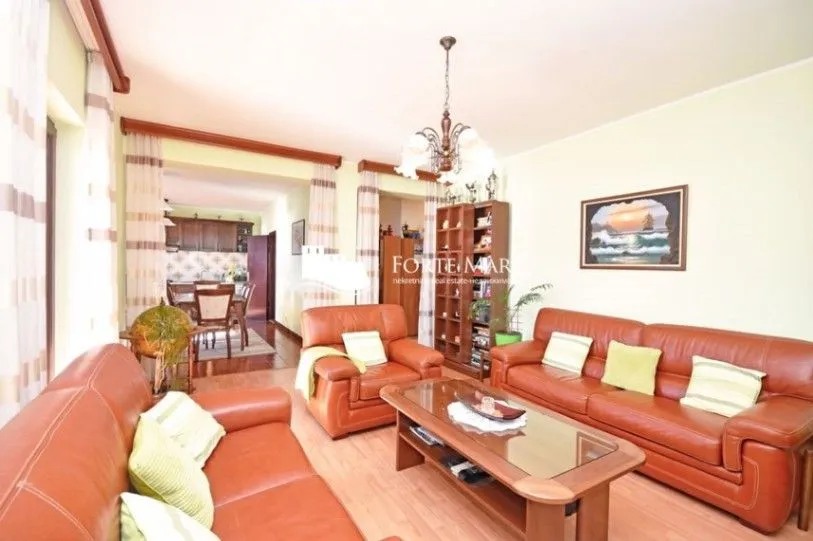 Prodaja, dvosoban stan, 103m², Herceg Novi, Crna Gora