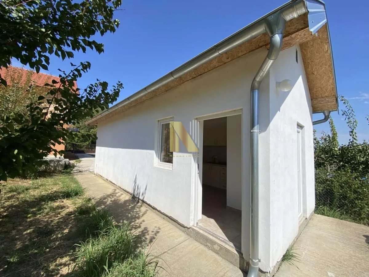 Prodaja, kuća, 105m², Petrovaradin, Novi Sad