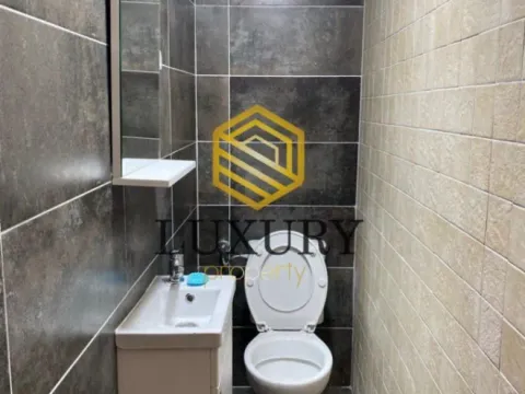 Prodaja, dvosoban stan, 75m², City Kvart, Podgorica - image 9