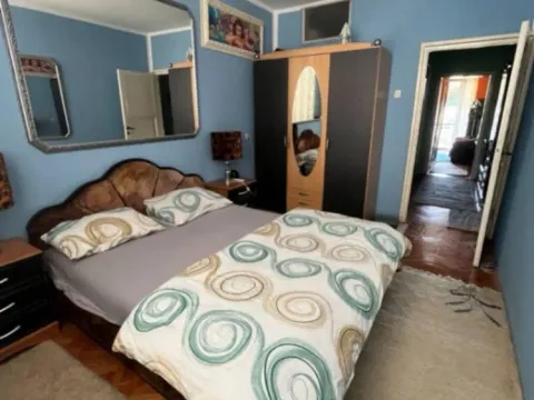 Izdavanje, dvosoban stan, 55m², Centar, Podgorica - image 3