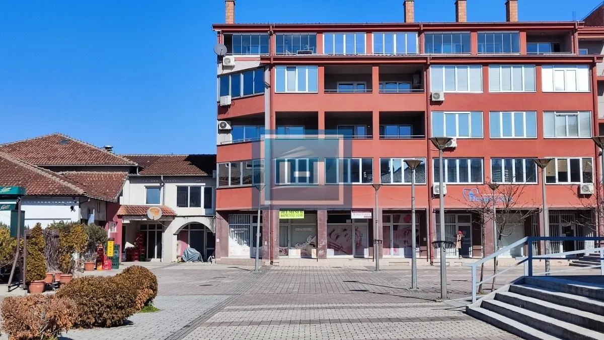 Prodaja, dvosoban stan, 61m2, Despotovac