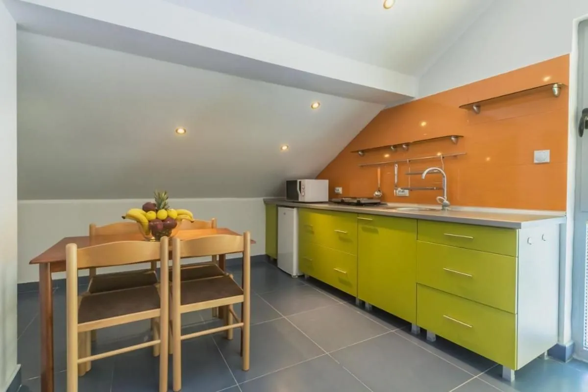 Prodaja, kuća, 220m², Krašići, Tivat