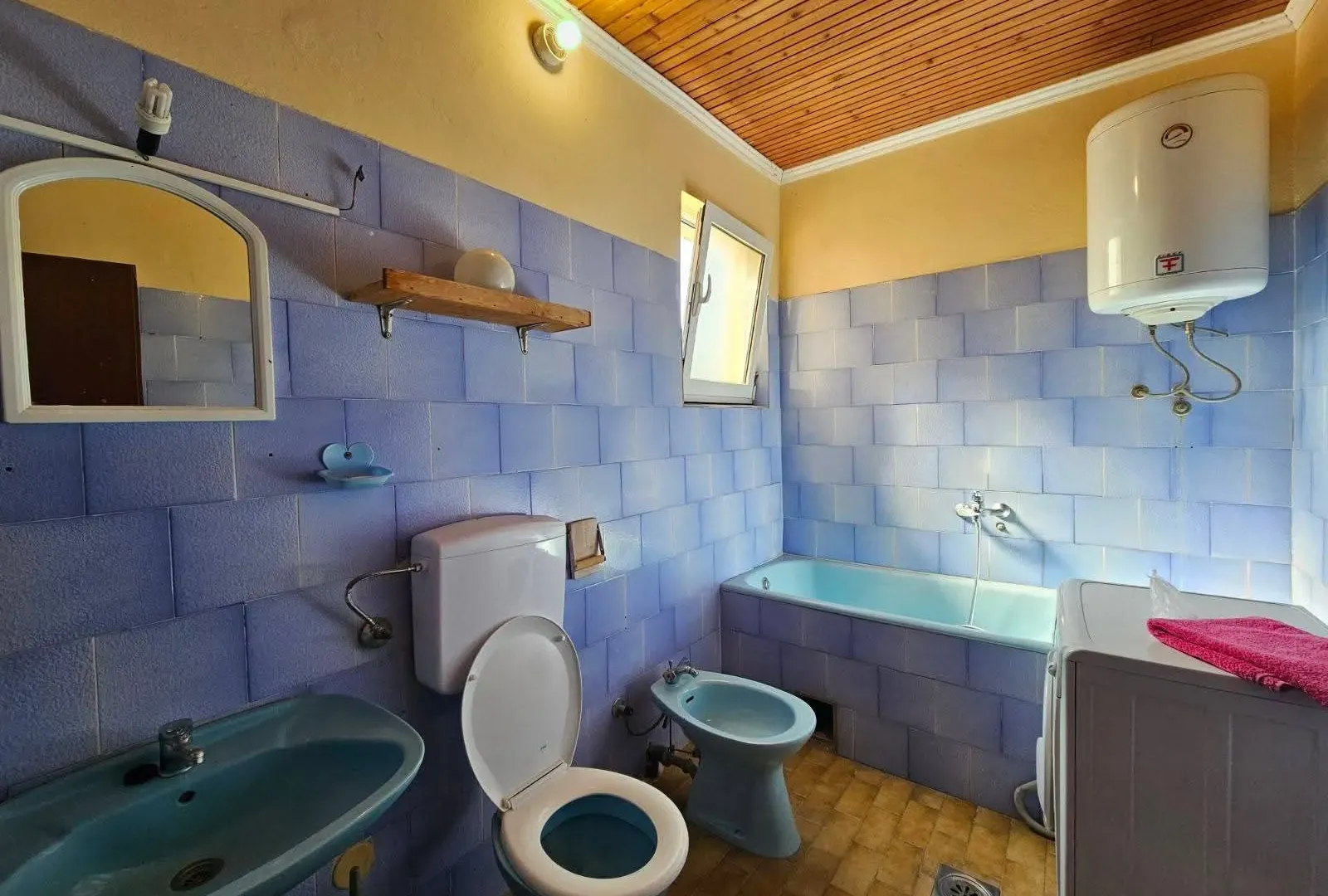 Sale, house, 160m², Šušanj, Bar