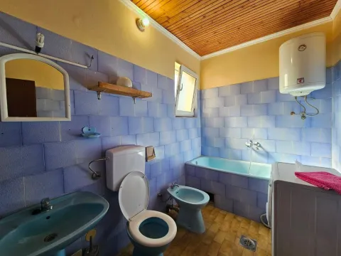 Prodaja, kuća, 160m², Šušanj, Bar - image 14