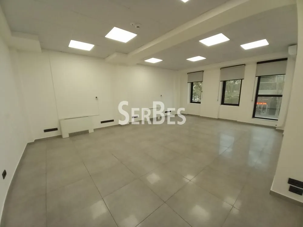 Rent, office space, 250m², Bulevar Oslobodjenja, Novi Sad Sve Podlokacije