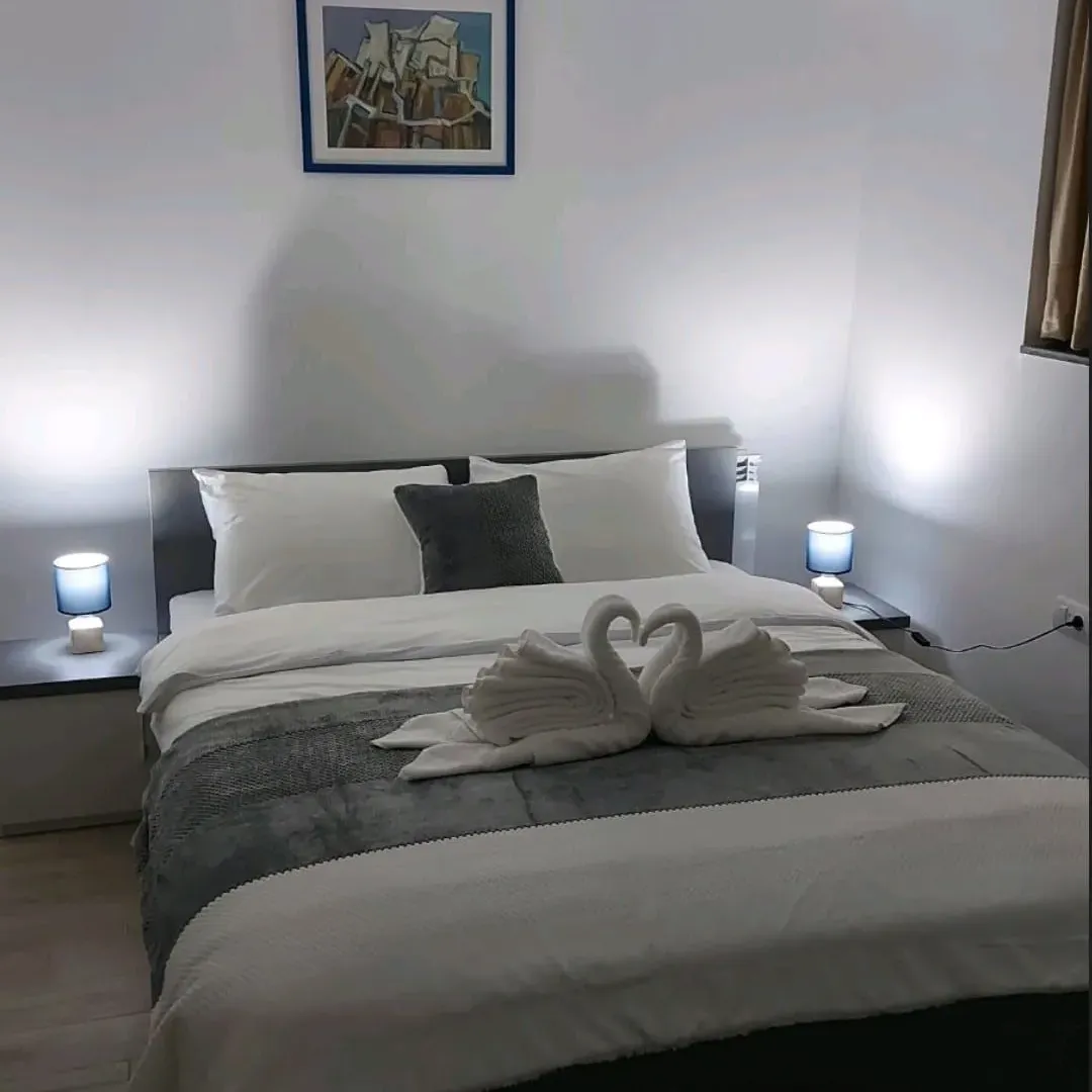 Prodaja, ugostiteljski objekat, 460m², Centar, Plav