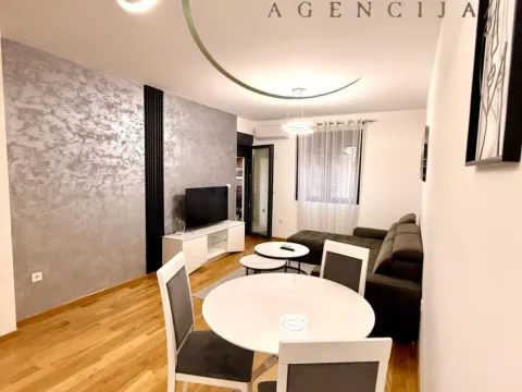Rent, one bedroom apartment, 48m², New City, Podgorica - image 5
