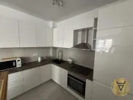 Izdavanje, dvosoban stan, 75m², Kalenić Pijaca, Vračar Sve Podlokacije - image 4