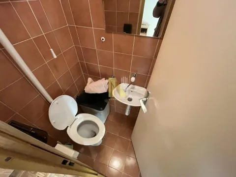 Izdavanje, trosoban stan, 82m², Nova Detelinara, Novi Sad Sve Podlokacije - image 6