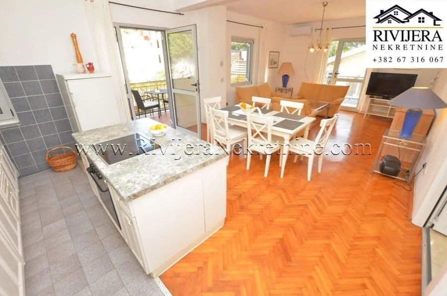 Prodaja, kuća, 240m², Meljine, Herceg Novi