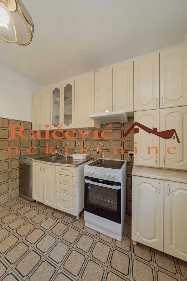 Rent, two bedroom apartment, 60m², Autokomanda, Voždovac Sve Podlokacije