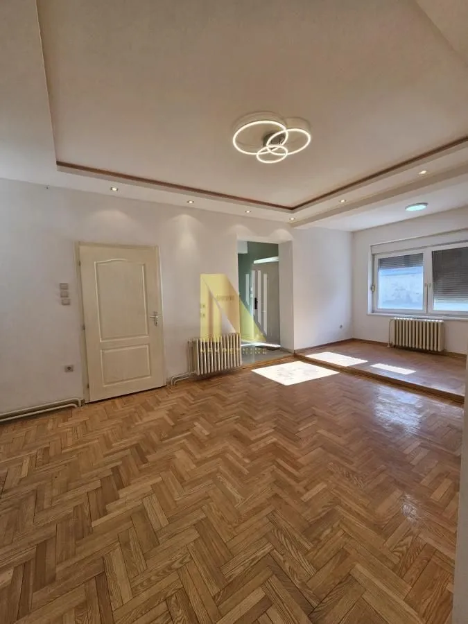 Rent, office space, 100m², Rotkvarija, Novi Sad Sve Podlokacije