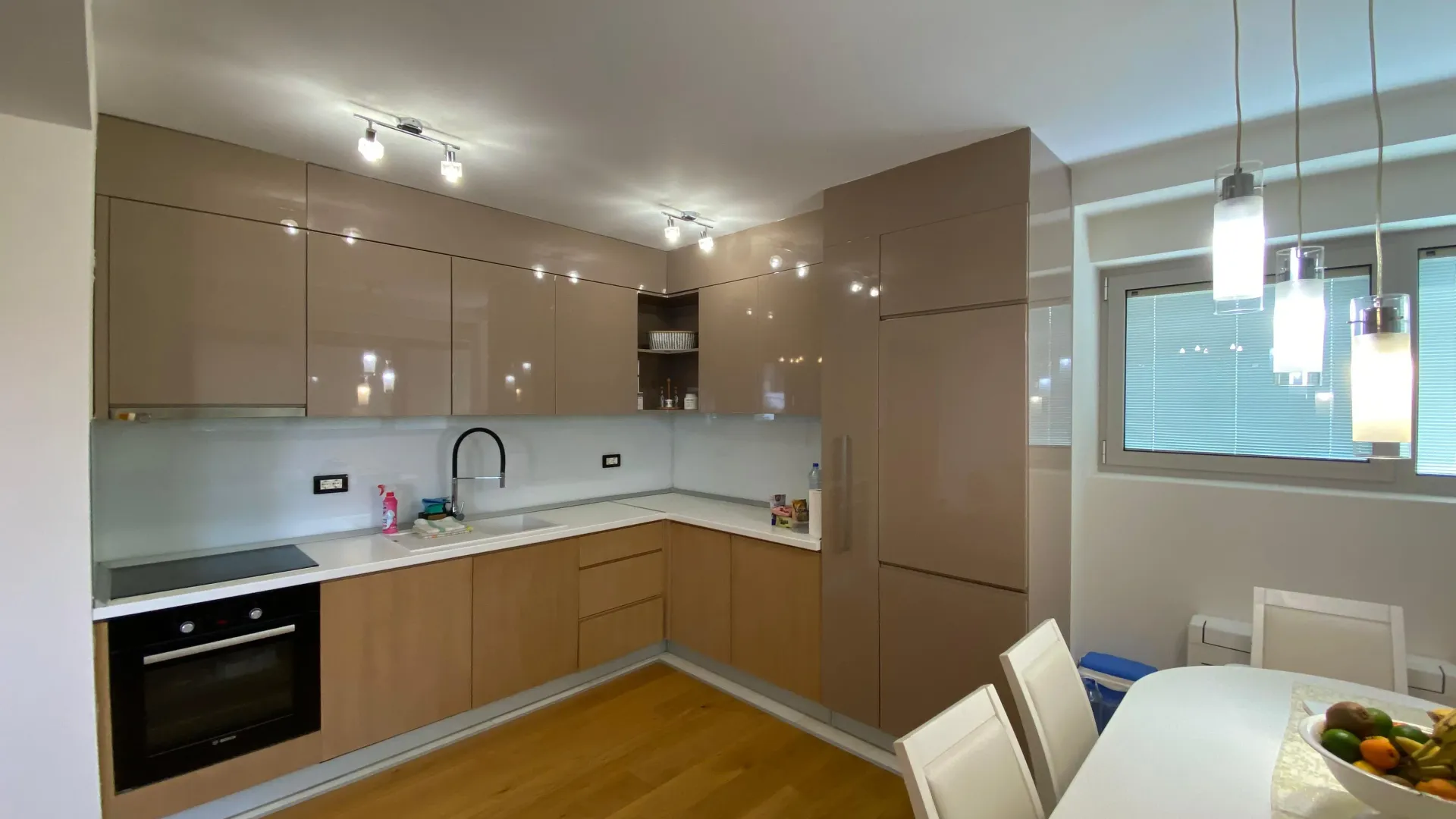 Rent, two bedroom apartment, 89m², Radanovići, Kotor