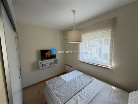 Izdavanje, dvosoban stan, 54m², Kalenić Pijaca, Vračar Sve Podlokacije - image 12