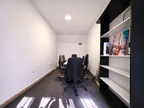 Rent, office space, 20m², Centar, Podgorica - image 2
