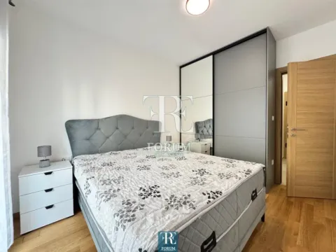 Izdavanje, jednosoban stan, 50m², City Kvart, Podgorica - image 8