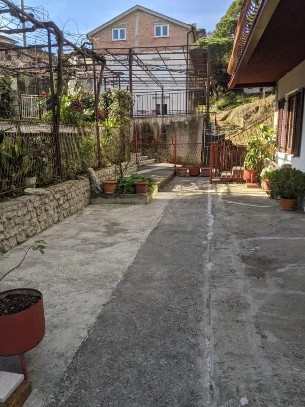Prodaja, kuća, 240m², Savina, Herceg Novi