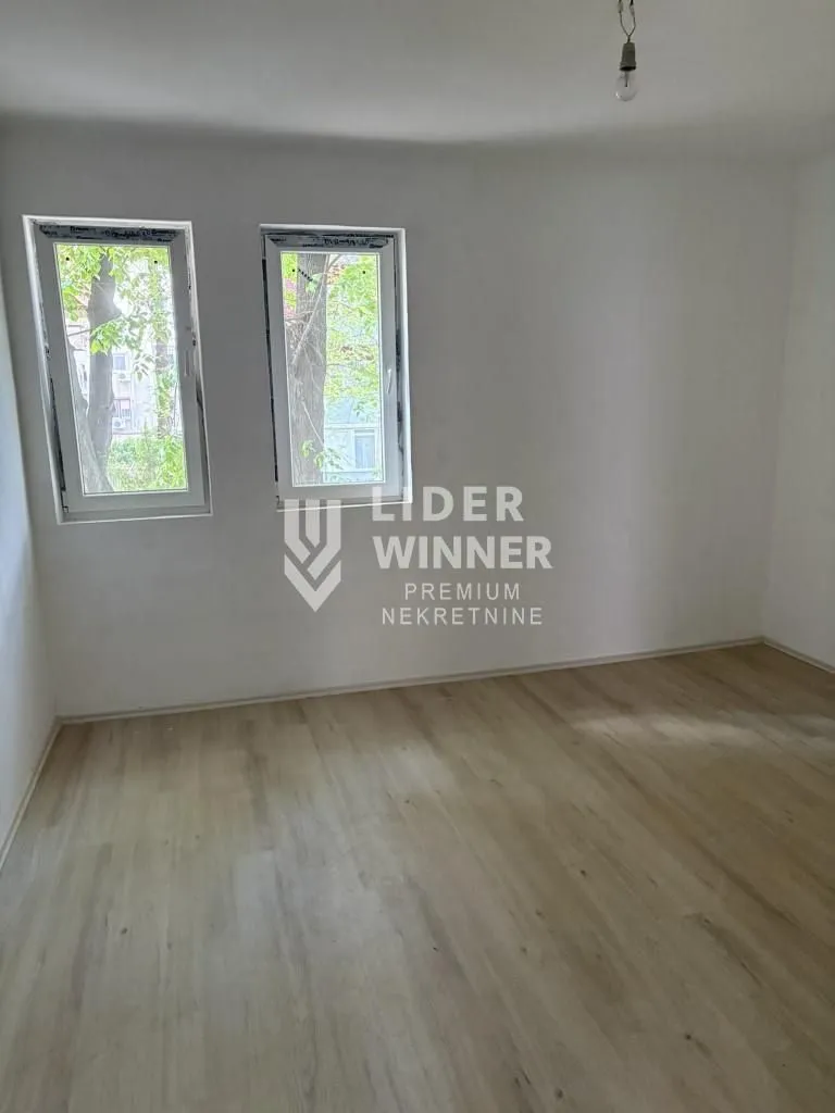Prodaja, trosoban stan, 60m², Karaburma, Palilula Sve Podlokacije