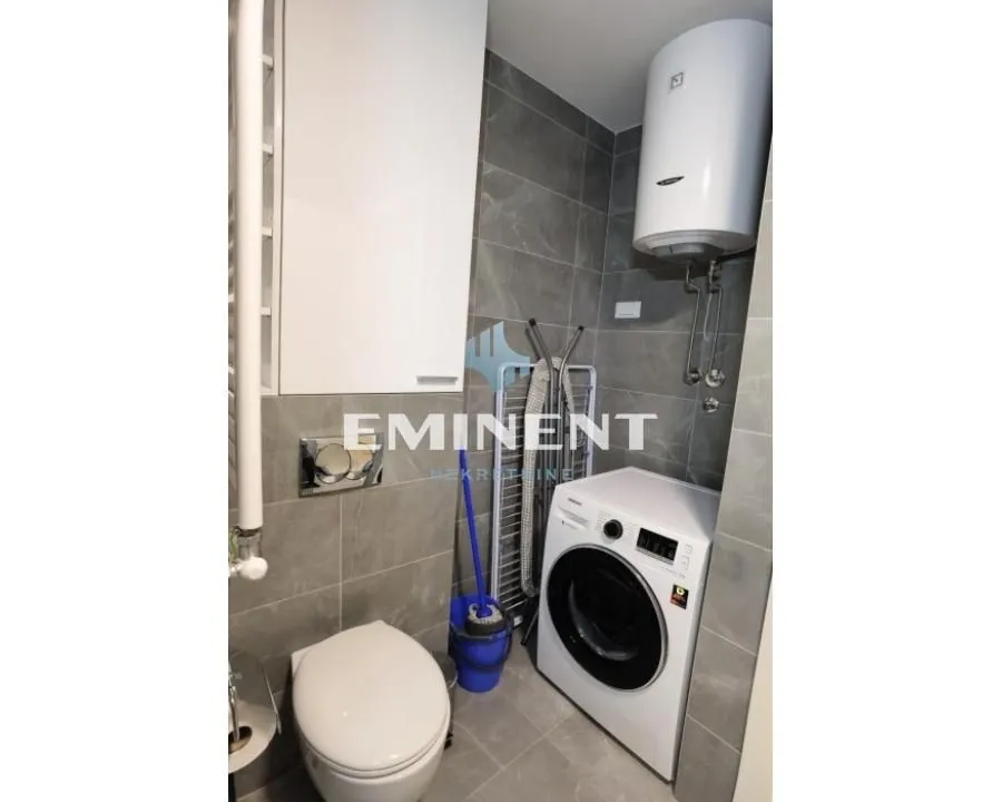 Izdavanje, dvosoban stan, 48m², Novi Beograd Blok 65, Novi Beograd Sve Podlokacije