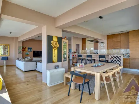 Sale, three bedroom apartment, 167m², Zavala, Budva - image 12