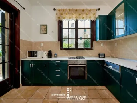 Sale, house, 235m², Kostanjica, Kotor - image 2