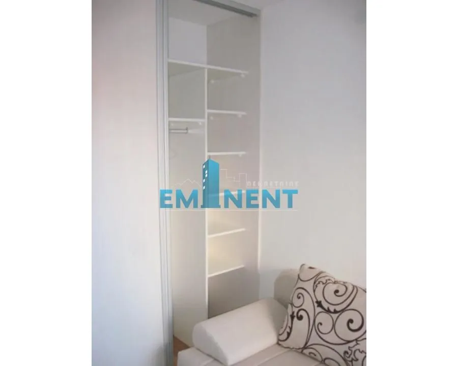 Rent, apartment, 32m², Crveni Krst, Beograd