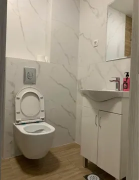 Izdavanje, jednosoban stan, 45m², Tuški Put, Podgorica - image 3